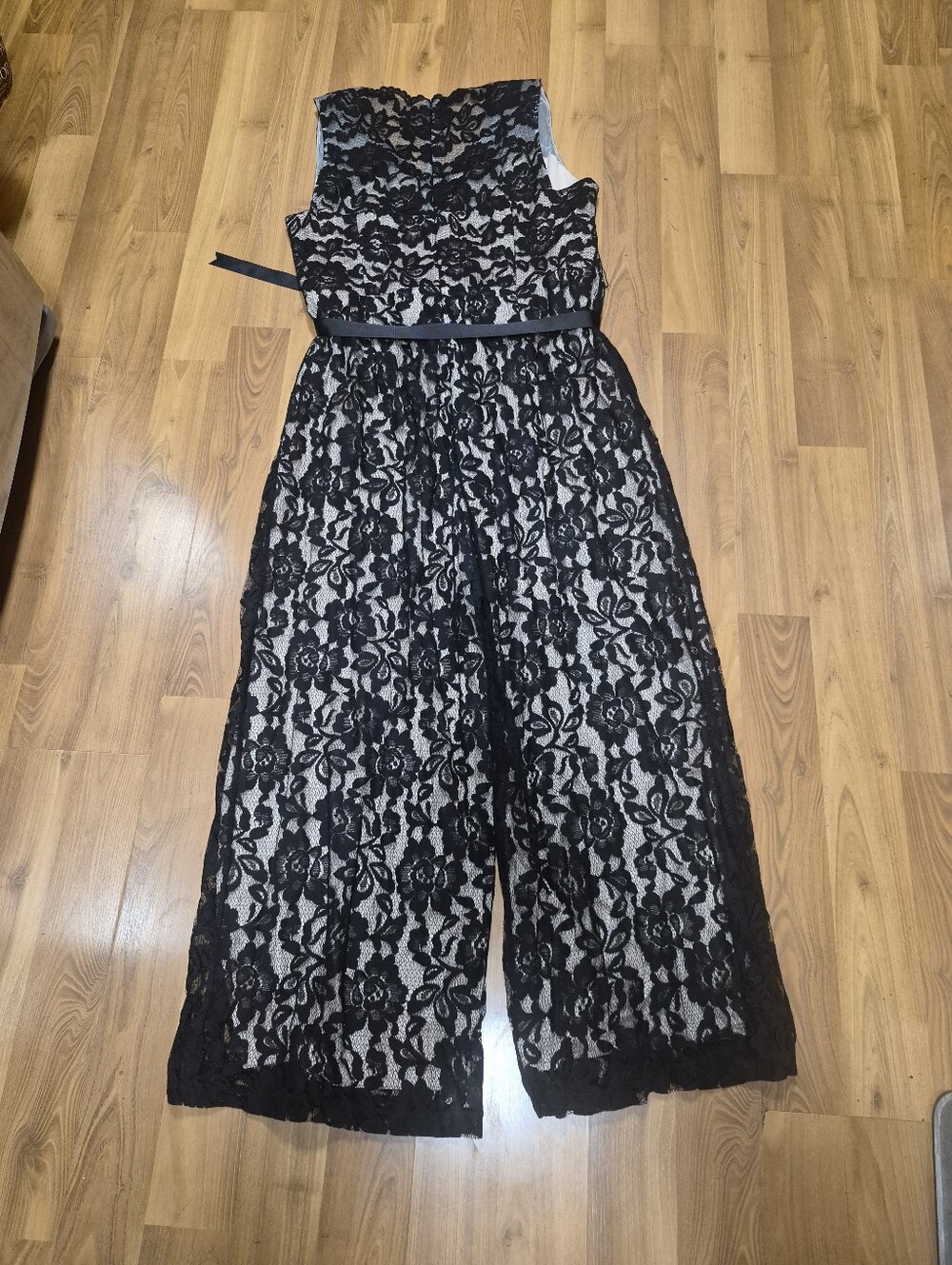 Elegant Black Lace Jumpsuit - Picture 8 of 8